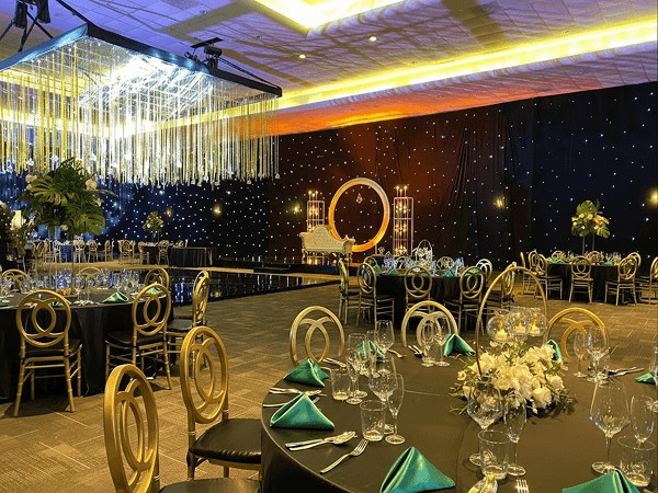 Semi-Private Restaurant Dining थंबनेल 2